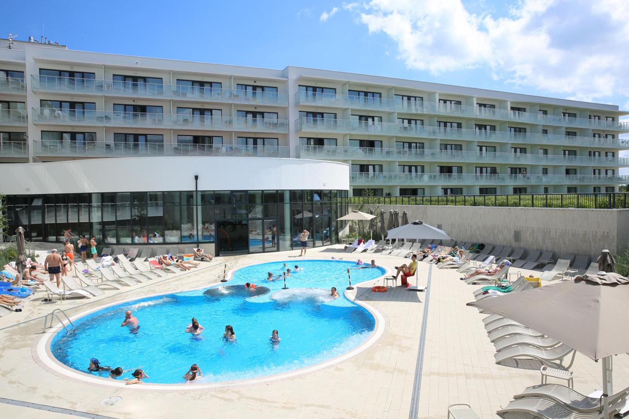 Apartament Lux Tukan B003, Polanki Aqua - Holiday City Kolobrzeg Exterior photo